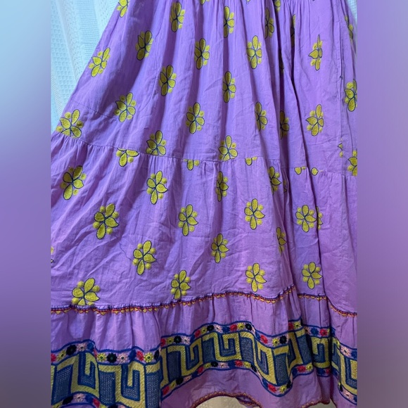 Flirty V Neck Maxi Oliphant Dress - Picture 3 of 7